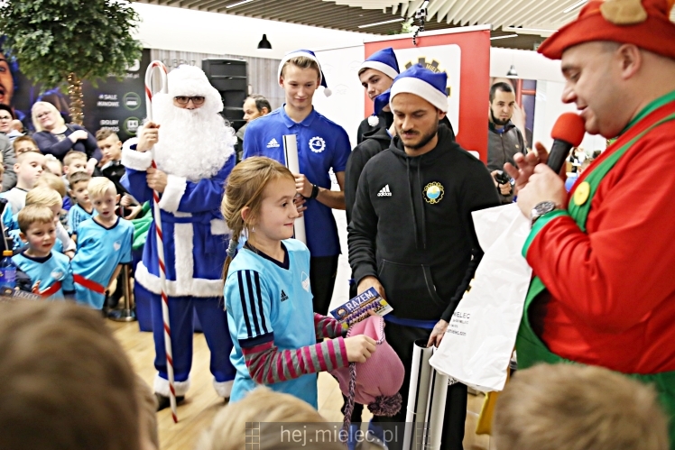 Biało-Niebieskie Mikołajki z PGE