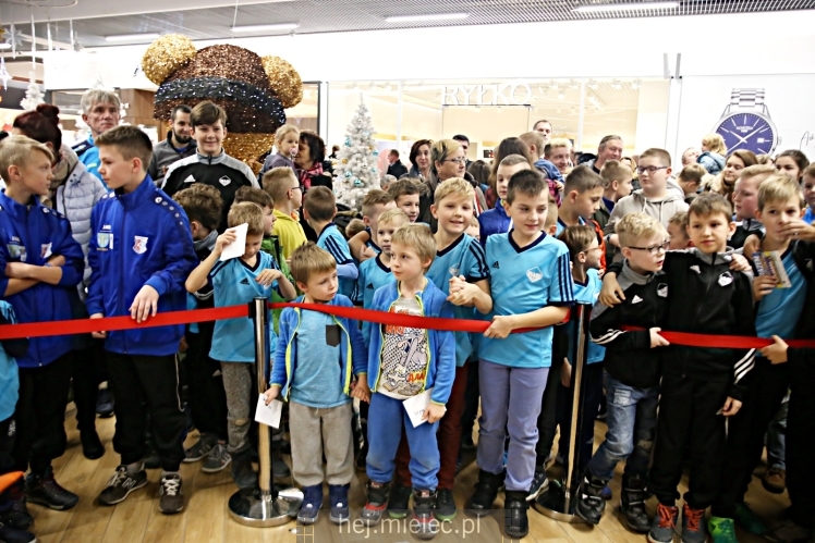 Biało-Niebieskie Mikołajki z PGE