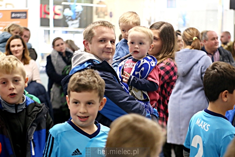 Biało-Niebieskie Mikołajki z PGE