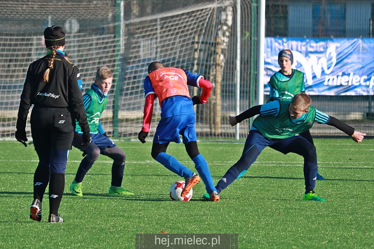 Biało-Niebieskie Mikołajki z PGE