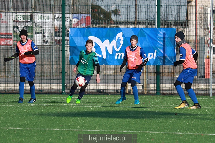 Biało-Niebieskie Mikołajki z PGE