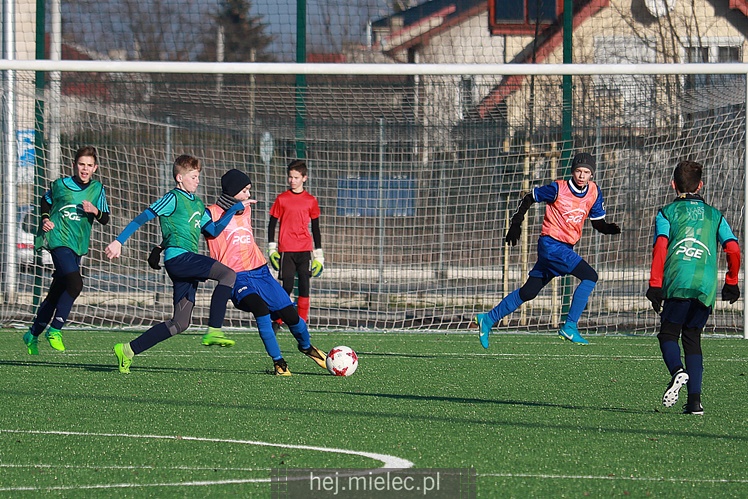 Biało-Niebieskie Mikołajki z PGE