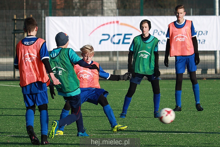 Biało-Niebieskie Mikołajki z PGE