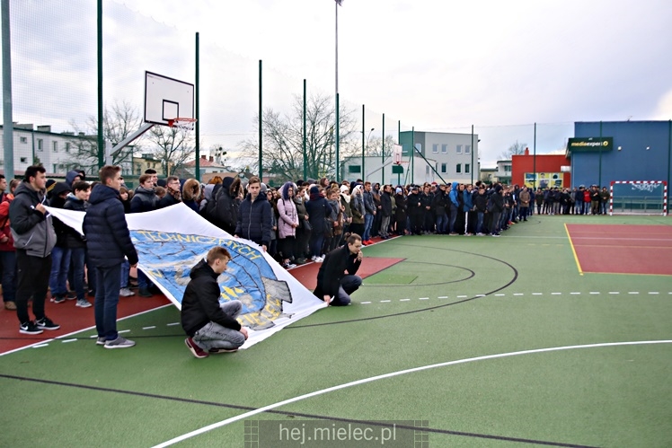 Boiska sportowe przy ZST oddane do użytku