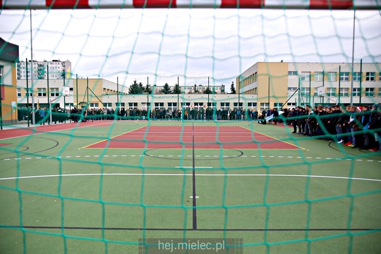 Boiska sportowe przy ZST oddane do użytku