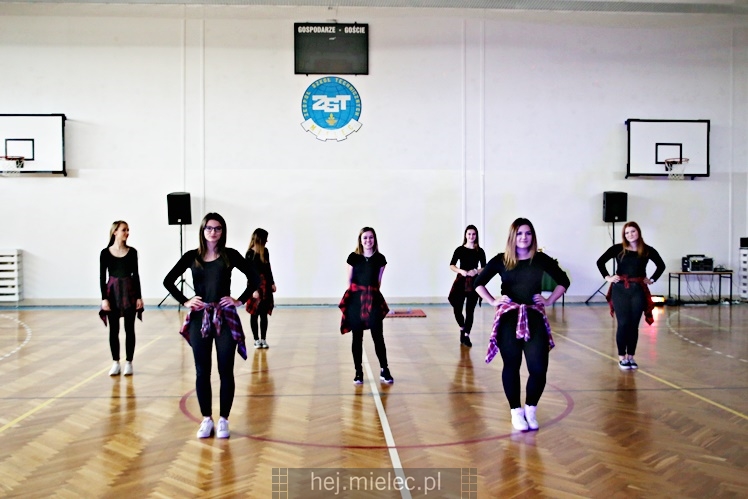 Boiska sportowe przy ZST oddane do użytku
