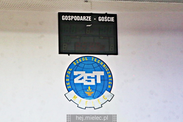Boiska sportowe przy ZST oddane do użytku