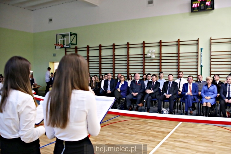 Sala gimnastyczna w I LO wraz z zapleczem gotowa po remoncie
