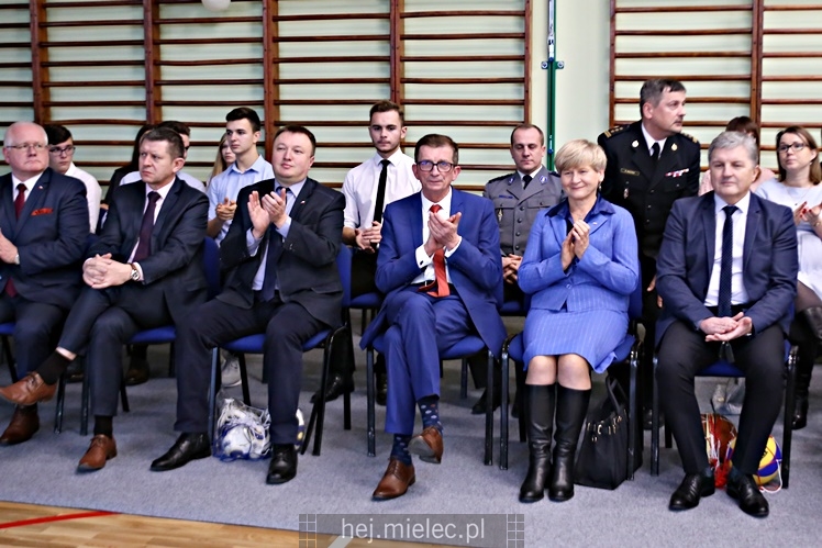 Sala gimnastyczna w I LO wraz z zapleczem gotowa po remoncie