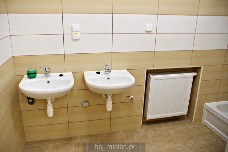 Sala gimnastyczna w I LO wraz z zapleczem gotowa po remoncie