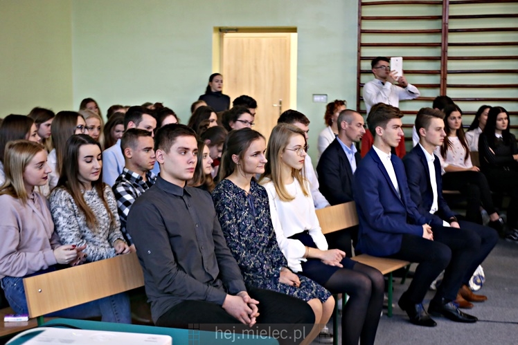 Sala gimnastyczna w I LO wraz z zapleczem gotowa po remoncie