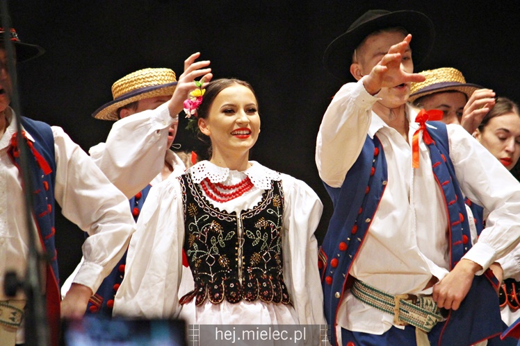 Koncert świąteczny Zespołu Pieśni i Tańca ?Rzeszowiacy?