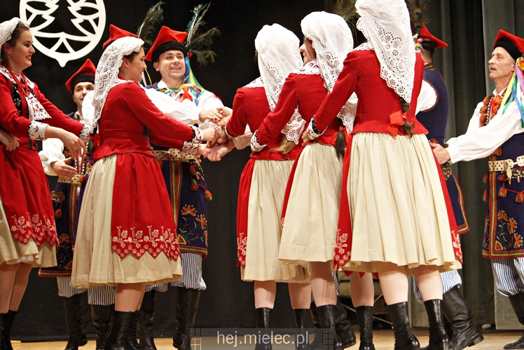 Koncert świąteczny Zespołu Pieśni i Tańca ?Rzeszowiacy?