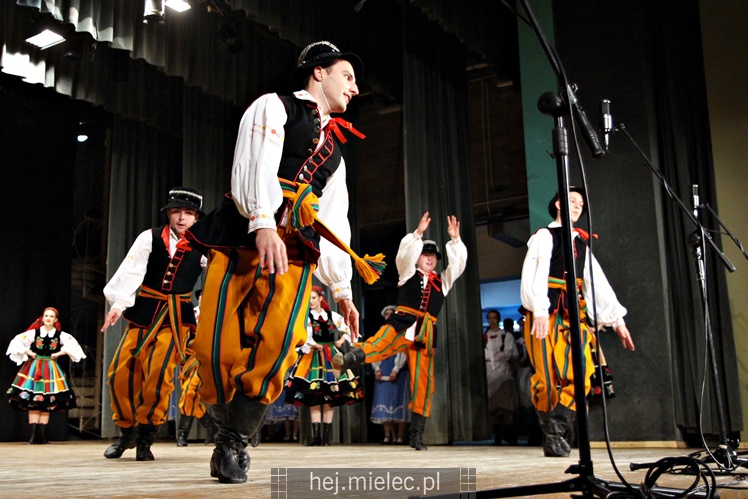 Koncert świąteczny Zespołu Pieśni i Tańca ?Rzeszowiacy?