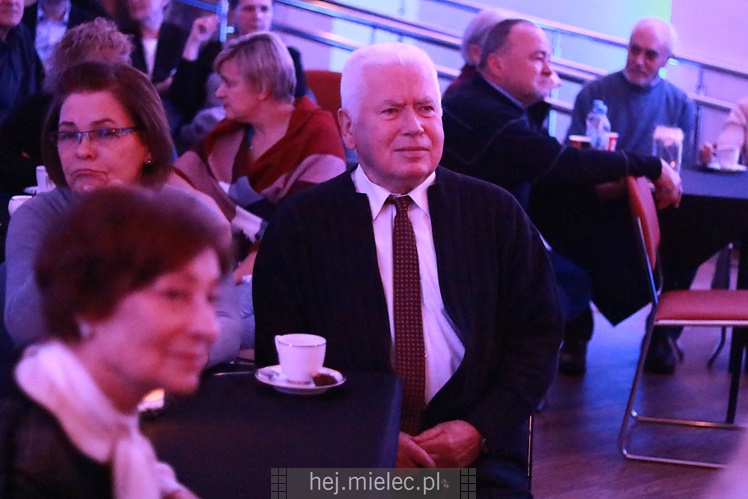 Szurnięte Anioły zamieniły Dom Kultury w poetycką kawiarnię
