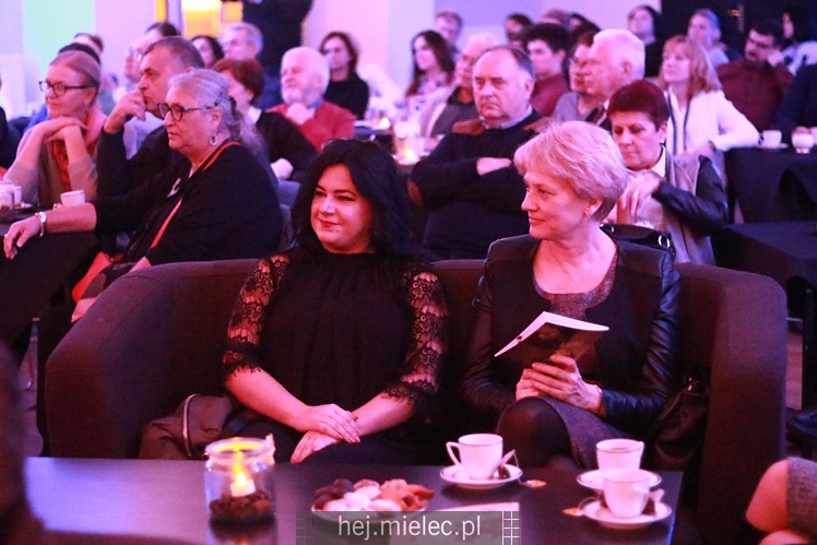 Szurnięte Anioły zamieniły Dom Kultury w poetycką kawiarnię