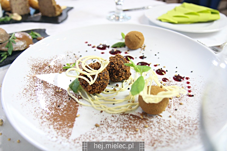 Nowe menu świąteczne Restauracji Nad Warką w Mielcu