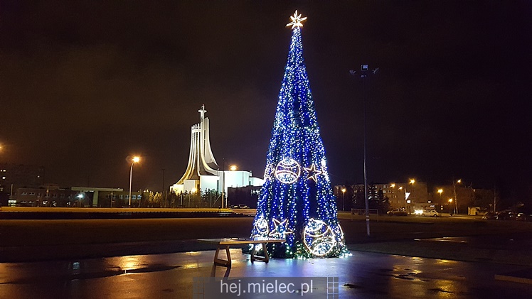 Świąteczne dekoracje mieleckich ulic