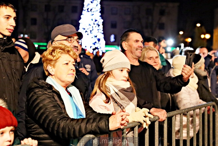 Mielczanie przywitali 2018 rok na Placu AK