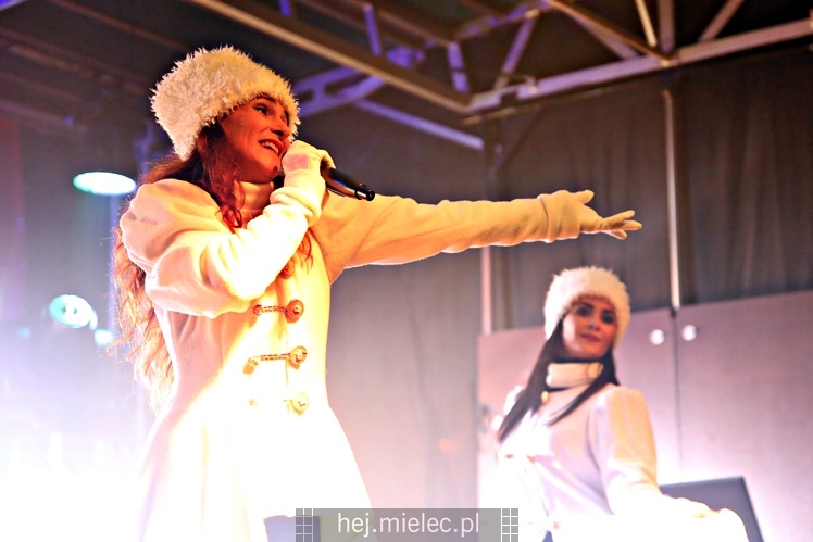 Mielczanie przywitali 2018 rok na Placu AK