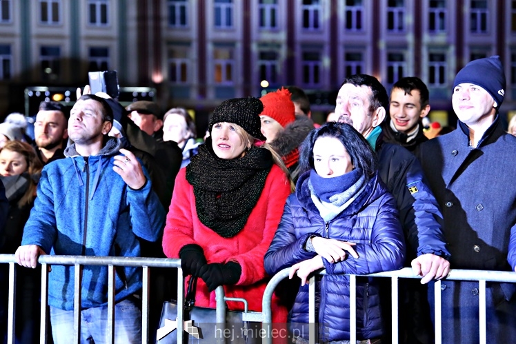 Mielczanie przywitali 2018 rok na Placu AK