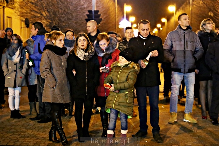 Mielczanie przywitali 2018 rok na Placu AK