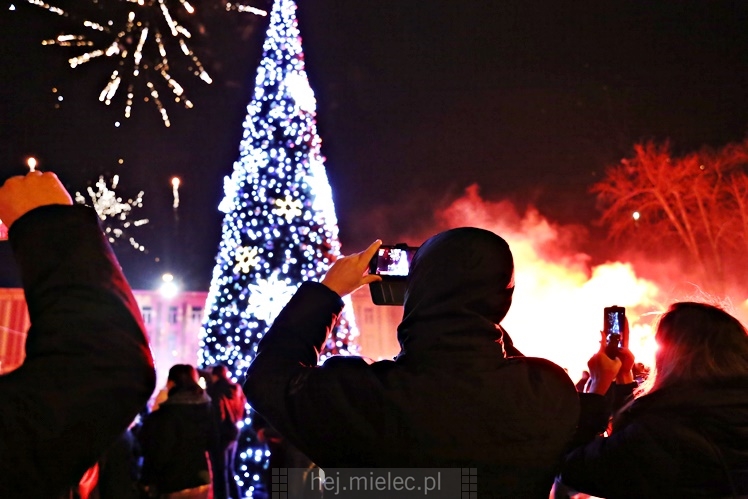 Mielczanie przywitali 2018 rok na Placu AK