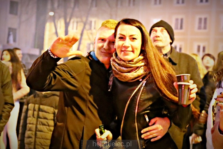 Mielczanie przywitali 2018 rok na Placu AK