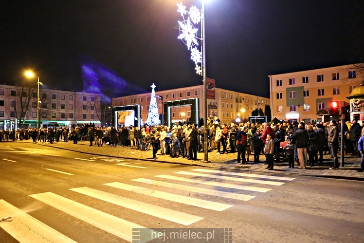 Mielczanie przywitali 2018 rok na Placu AK