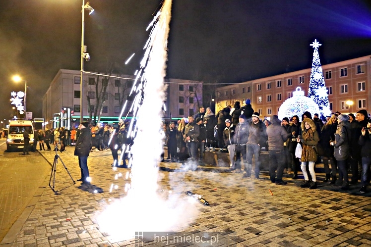 Mielczanie przywitali 2018 rok na Placu AK