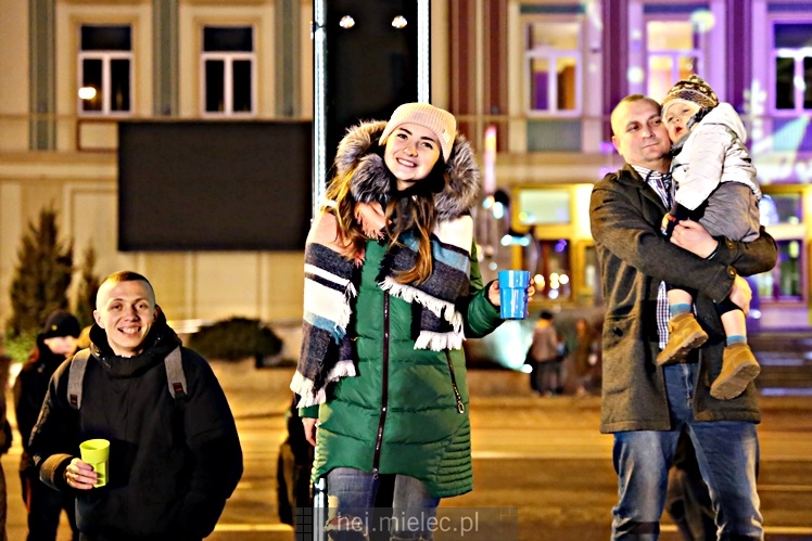 Mielczanie przywitali 2018 rok na Placu AK