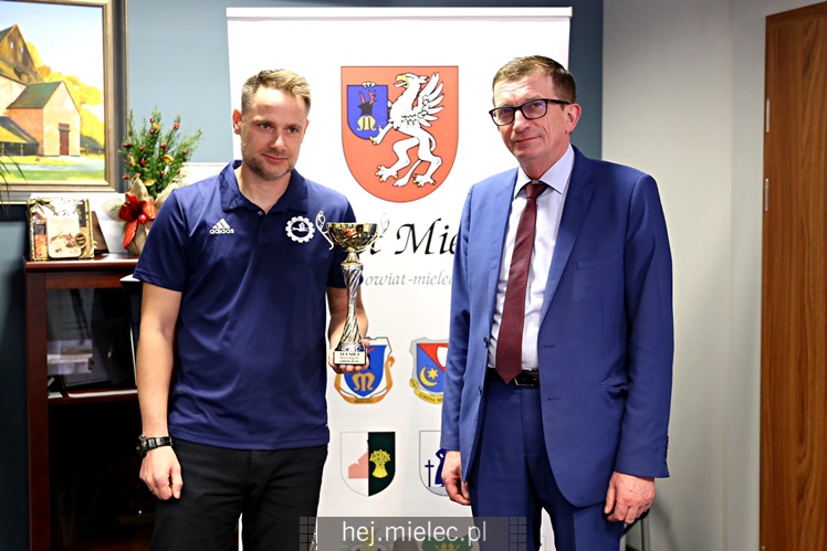 Turniej Dawnych Mistrzów 2018: starosta mielecki wylosował rywali