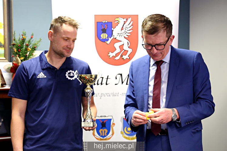 Turniej Dawnych Mistrzów 2018: starosta mielecki wylosował rywali