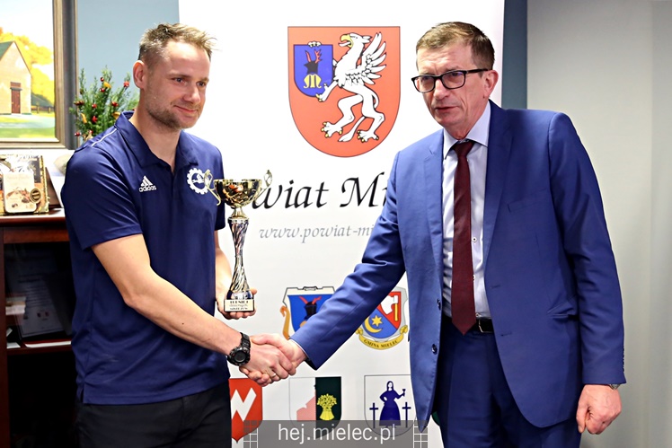 Turniej Dawnych Mistrzów 2018: starosta mielecki wylosował rywali