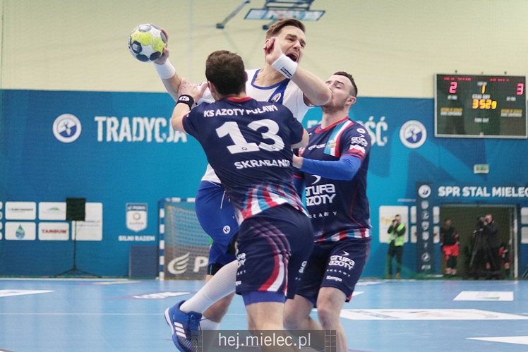 Piłka ręczna: SPR Stal Mielec ? Azoty Puławy 26:31 (14:16)