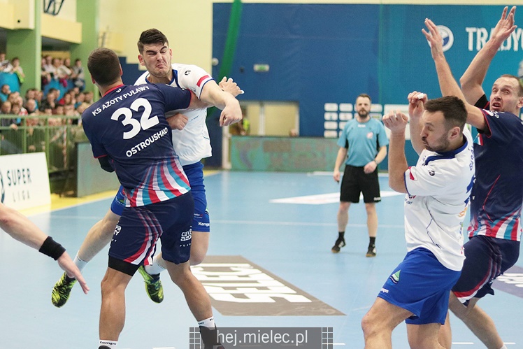 Piłka ręczna: SPR Stal Mielec ? Azoty Puławy 26:31 (14:16)