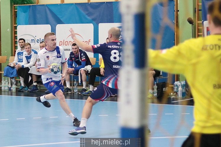 Piłka ręczna: SPR Stal Mielec ? Azoty Puławy 26:31 (14:16)