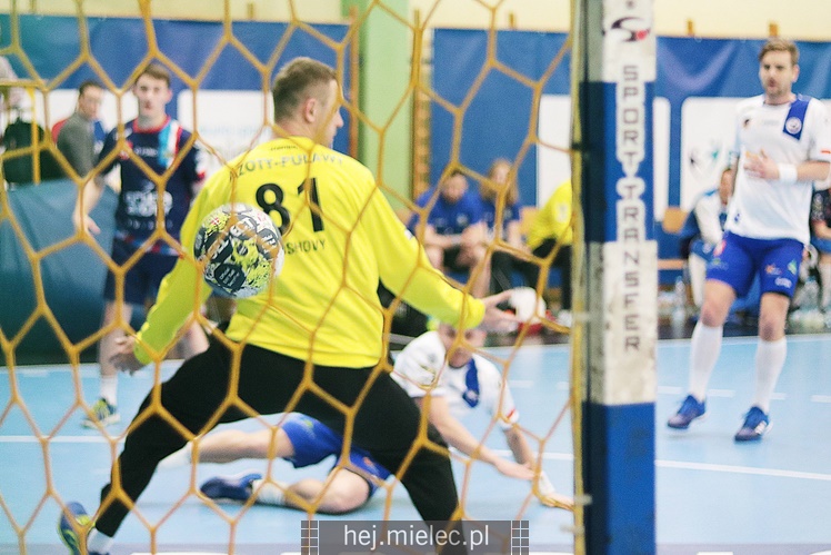Piłka ręczna: SPR Stal Mielec ? Azoty Puławy 26:31 (14:16)