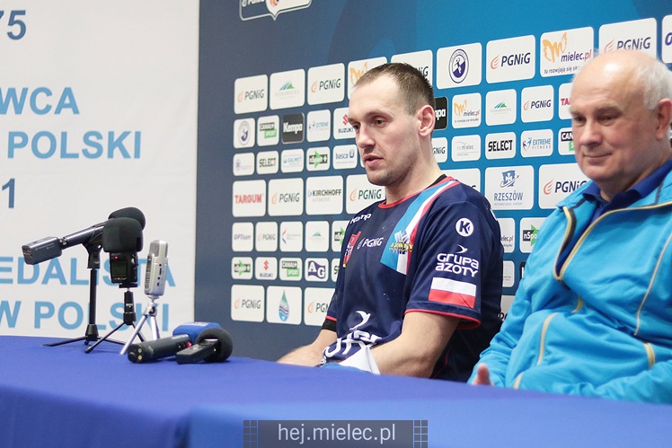 Piłka ręczna: SPR Stal Mielec ? Azoty Puławy 26:31 (14:16)