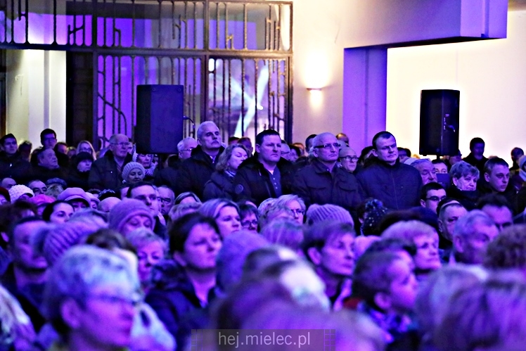 Kolędowanie z gwiazdami - Robert Janowski