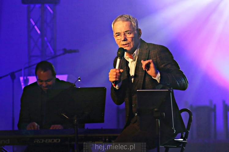 Kolędowanie z gwiazdami - Robert Janowski