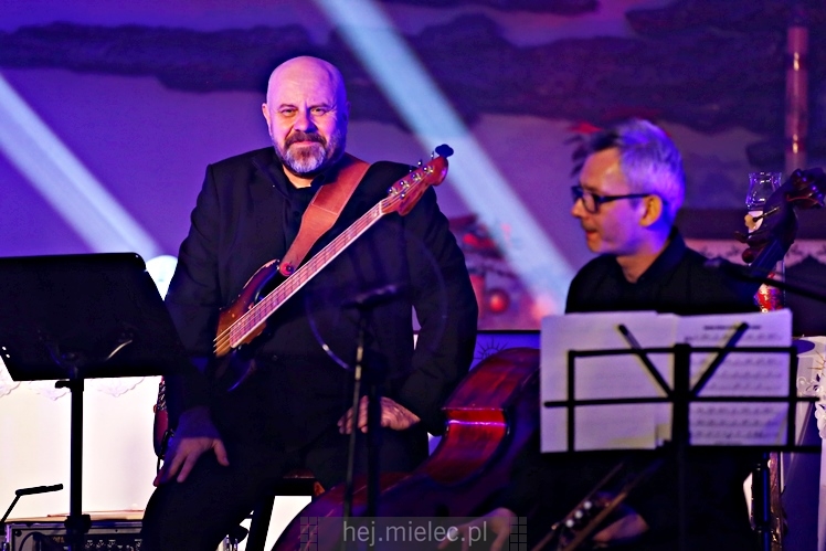 Kolędowanie z gwiazdami - Robert Janowski