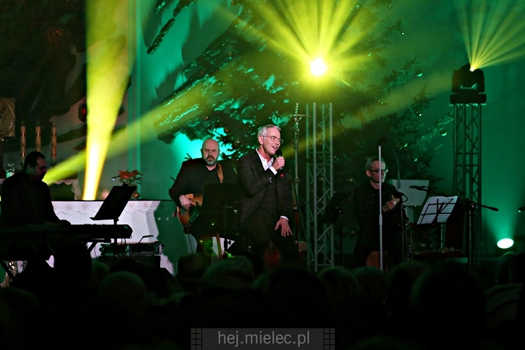 Kolędowanie z gwiazdami - Robert Janowski
