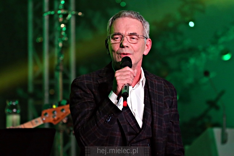 Kolędowanie z gwiazdami - Robert Janowski