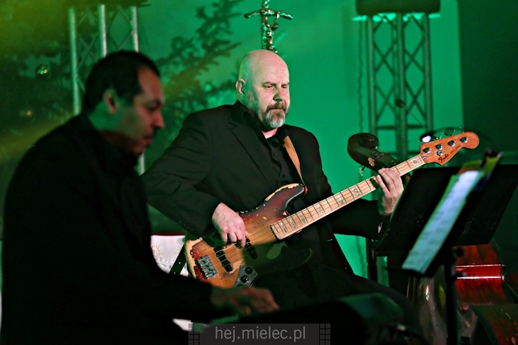 Kolędowanie z gwiazdami - Robert Janowski