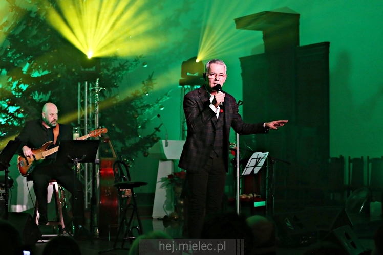 Kolędowanie z gwiazdami - Robert Janowski