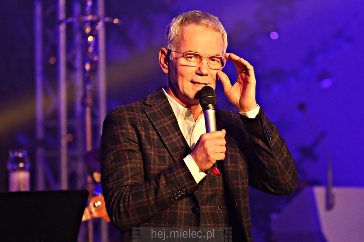 Kolędowanie z gwiazdami - Robert Janowski