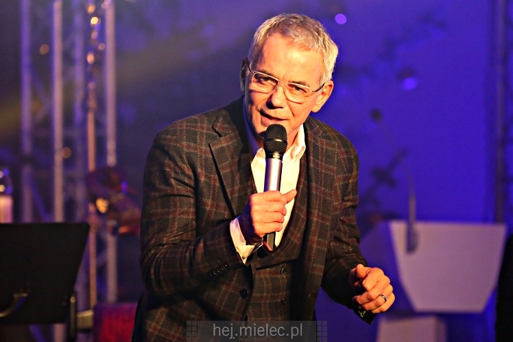 Kolędowanie z gwiazdami - Robert Janowski