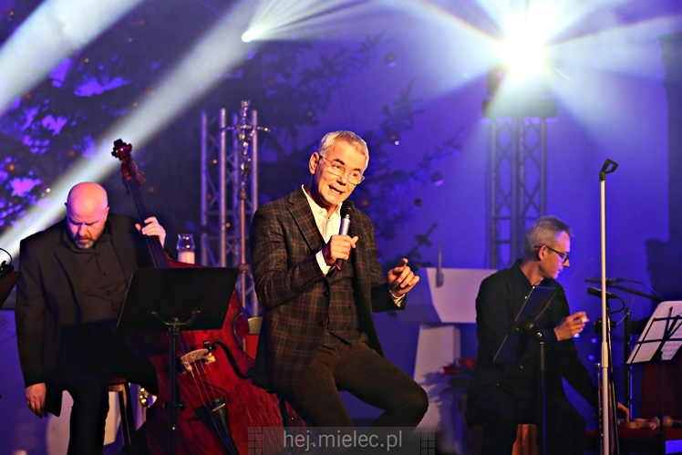 Kolędowanie z gwiazdami - Robert Janowski