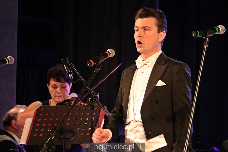 Wieczór z operetką, musicalem i humorem